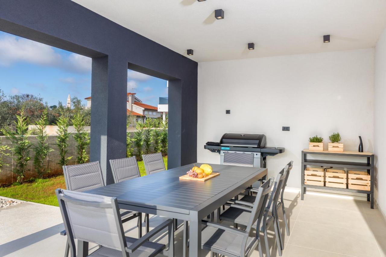 Amazing Private Villa With Outdoor Swimming Pool In Vodnjan Eksteriør billede